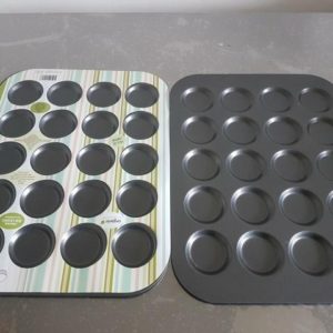 FORMA BANDEJA BEM CASADO 20CAV 5,6X4,0 (37X29,8)